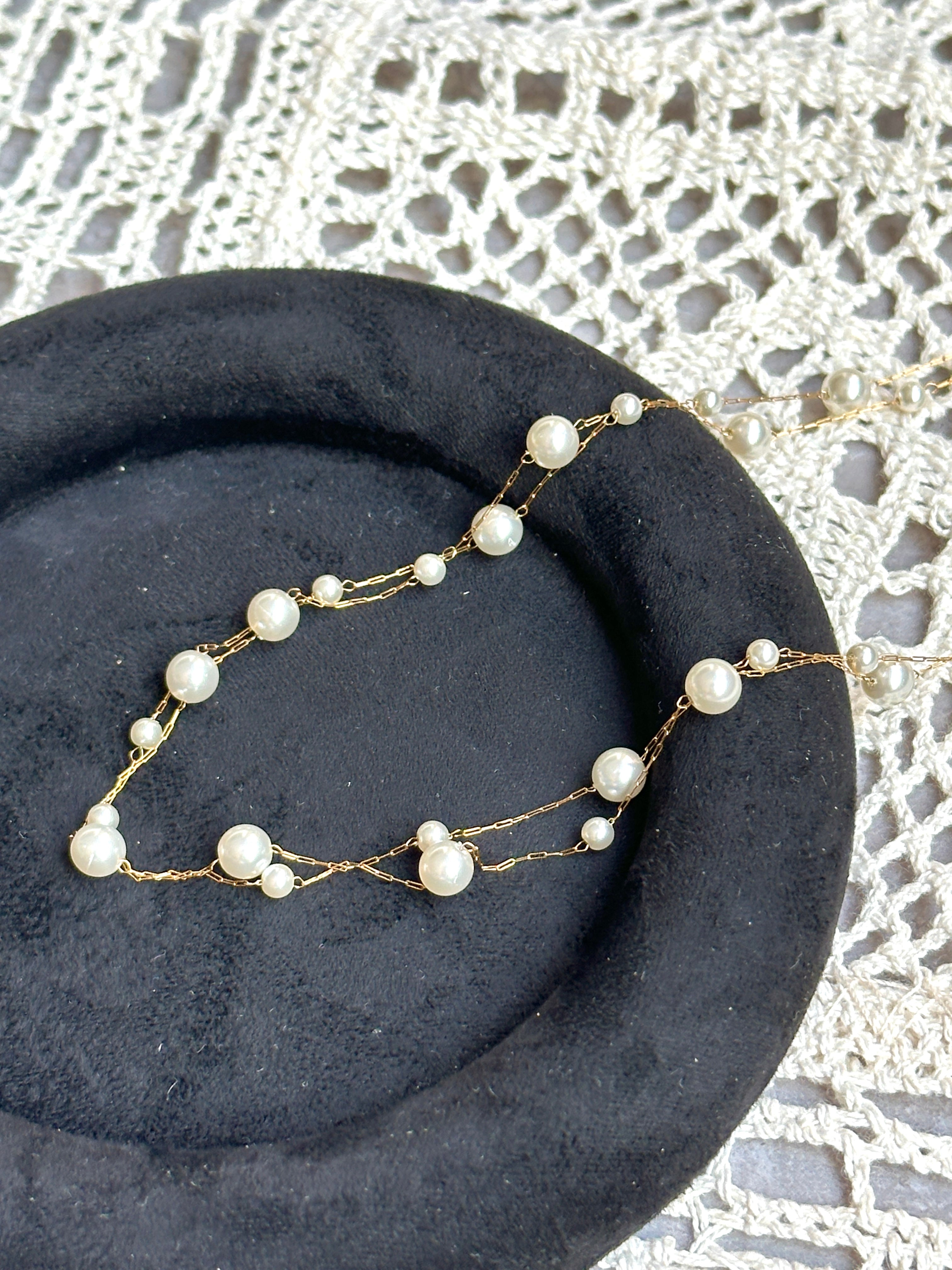 Starry Pearls minimalist pearl necklace with star charms, adjustable, nickel safe