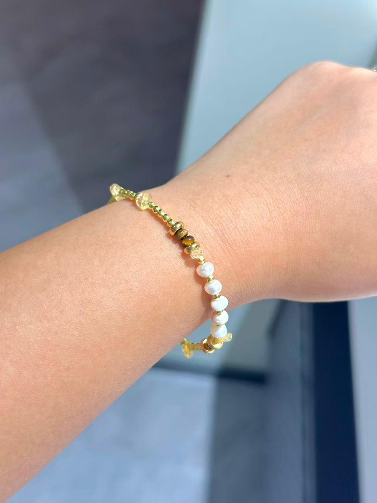 Champagne Pebble Crystal Bracelet