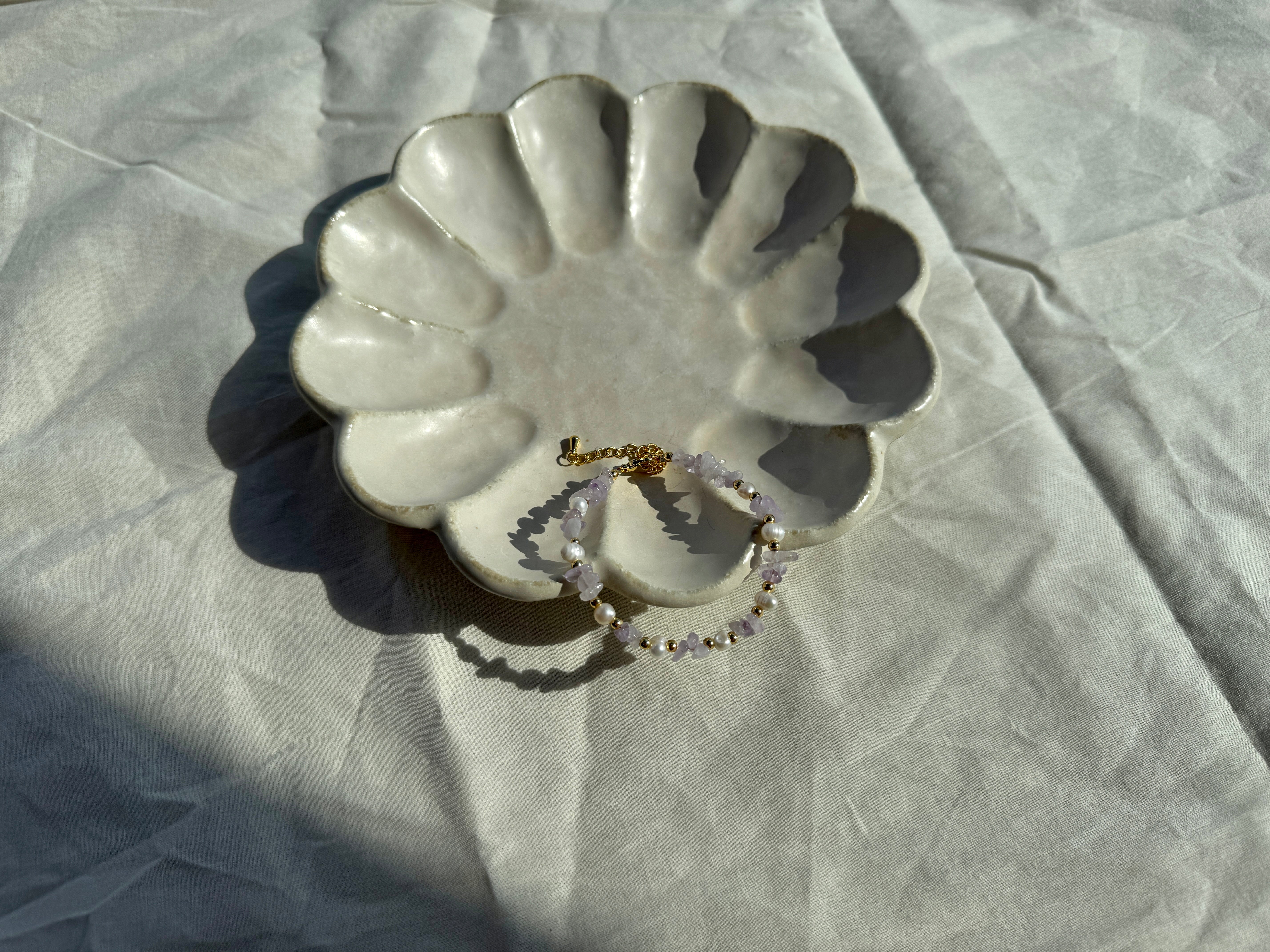 Lilac Mist crystal beaded bracelet with pearl accents, 18K gold plated details, adjustable