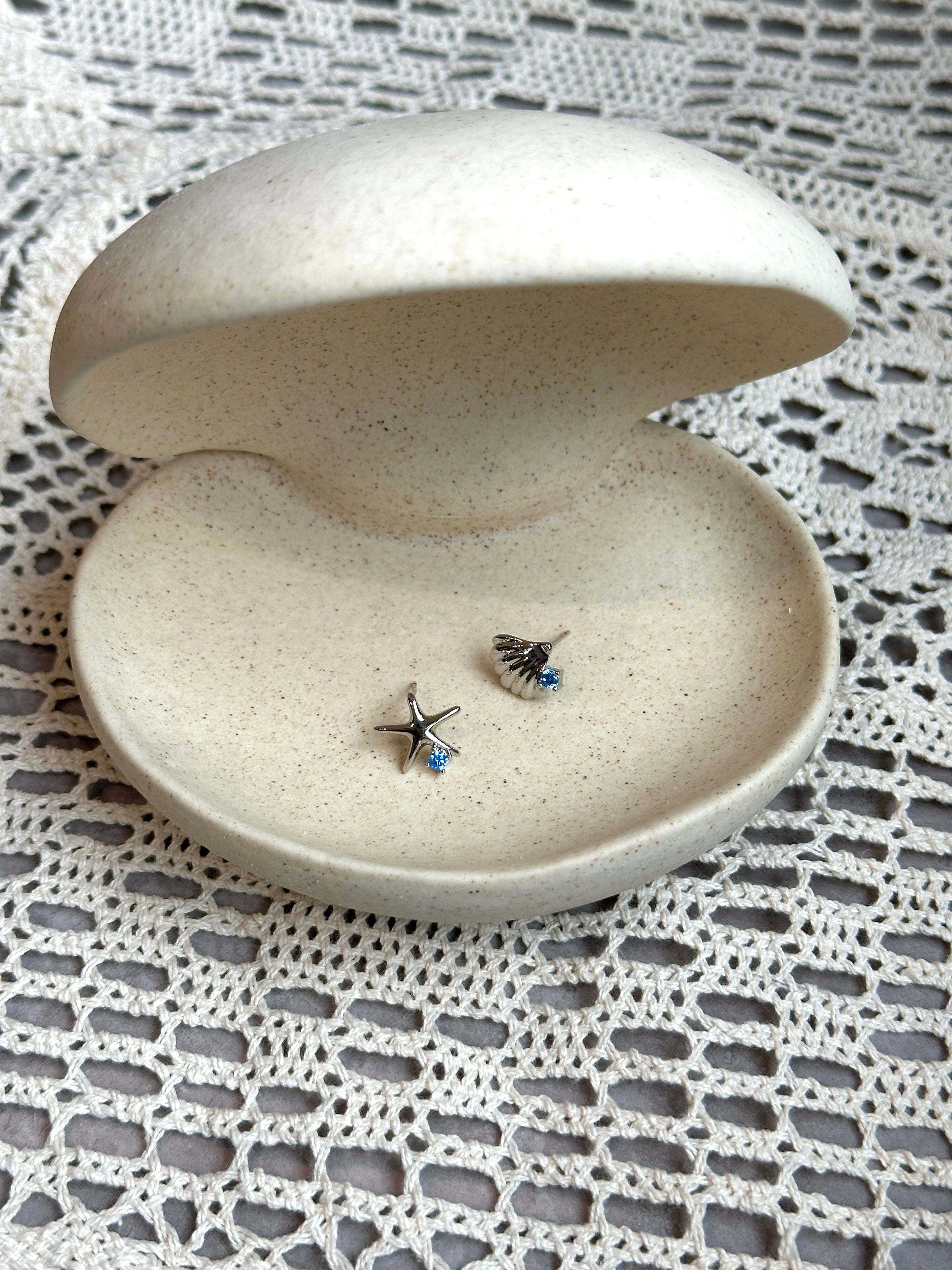 Shell & Star