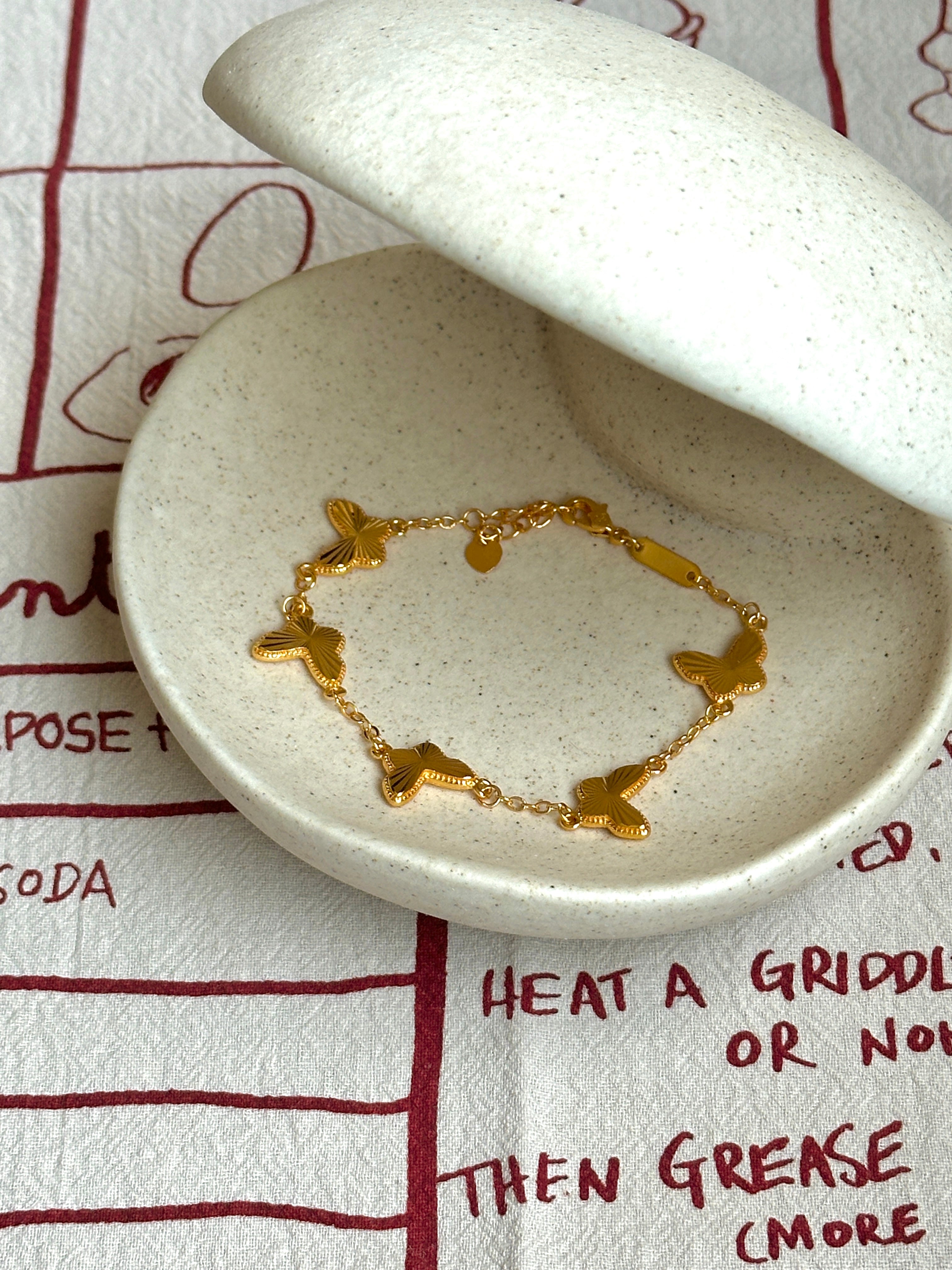 Shimmering Flutter - Halfhalf Jewelry