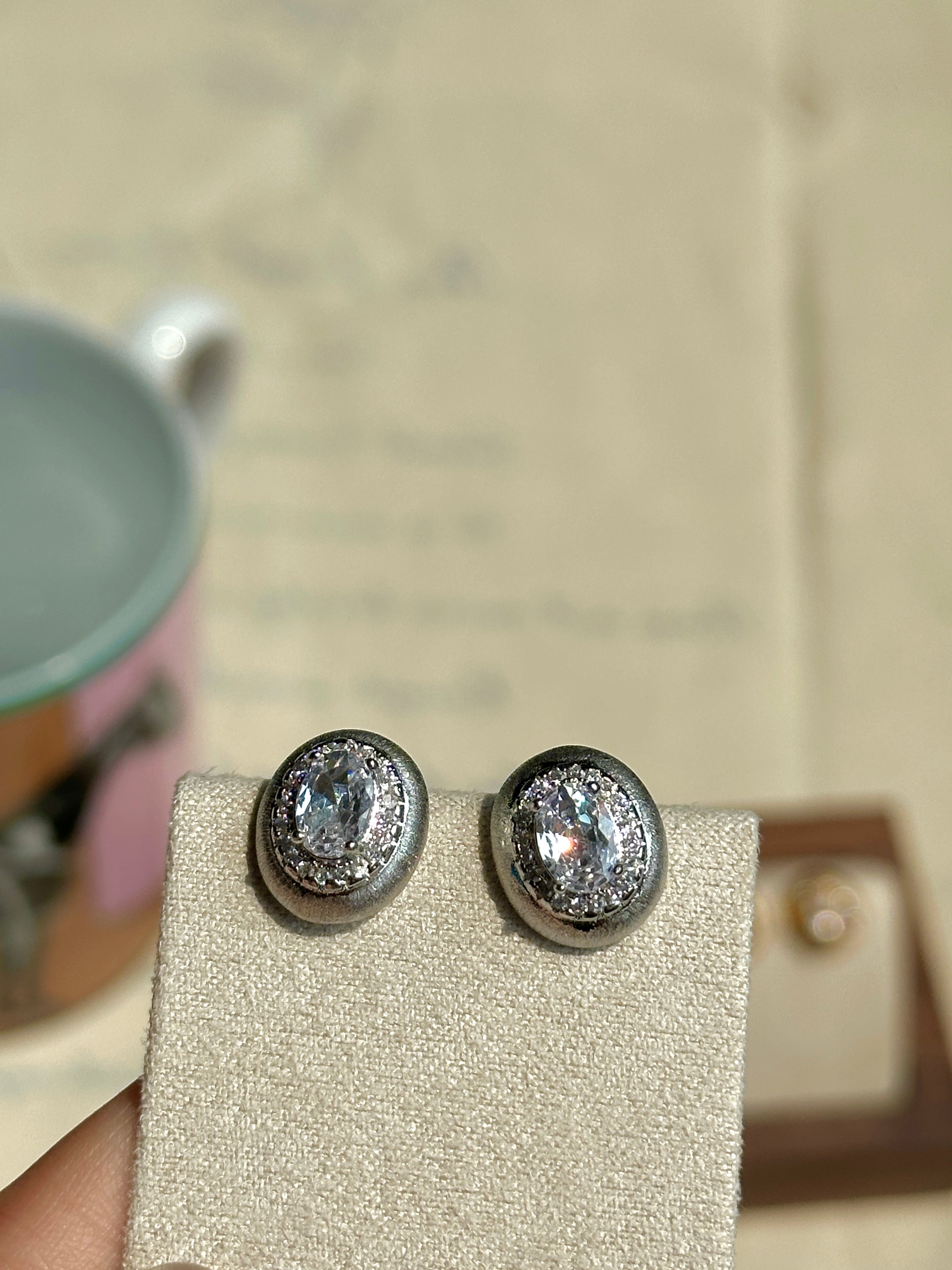 The Ellipse Earstud - Halfhalf Jewelry